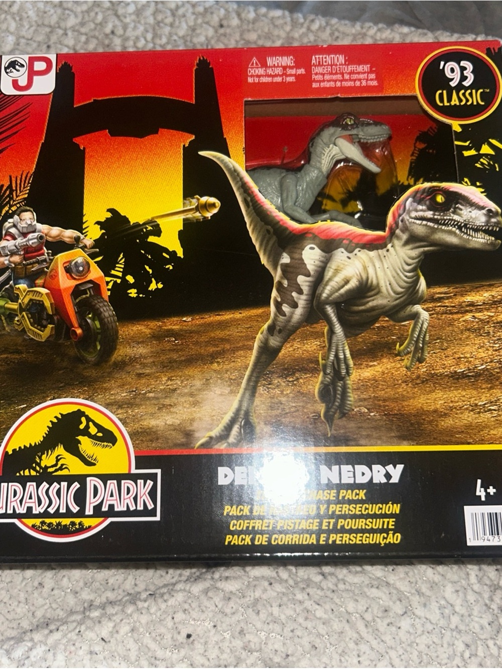 Jurassic Park 93 Classic Dennis Nedry Track And Chase Pack With Velociraptor